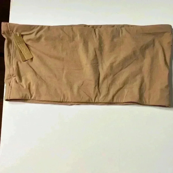 Skims Bandeau NWT - Picture 5 of 6